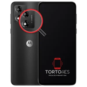 Motorola Moto E13 z lupą na tylnych aparatach - wymiana tylnej kamery
