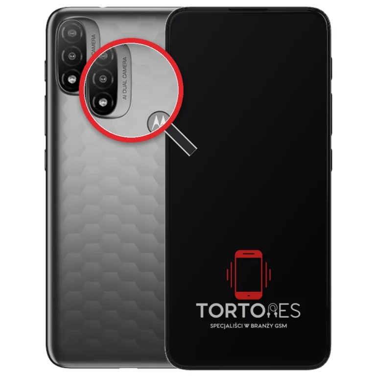 Motorola Moto E20 z lupą na tylnych aparatach - wymiana tylnej kamery