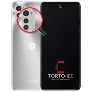 Motorola Moto E32s z lupą na tylnych aparatach - wymiana tylnej kamery