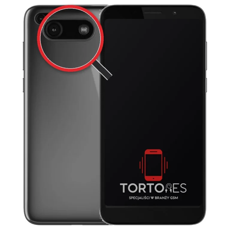 Motorola Moto E6 Play z lupą na tylnych aparatach - wymiana tylnej kamery