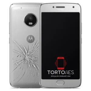 Motorola Moto G5 Plus z ilustracją pękniętej tylnej klapki - wymiana zbitej klapki