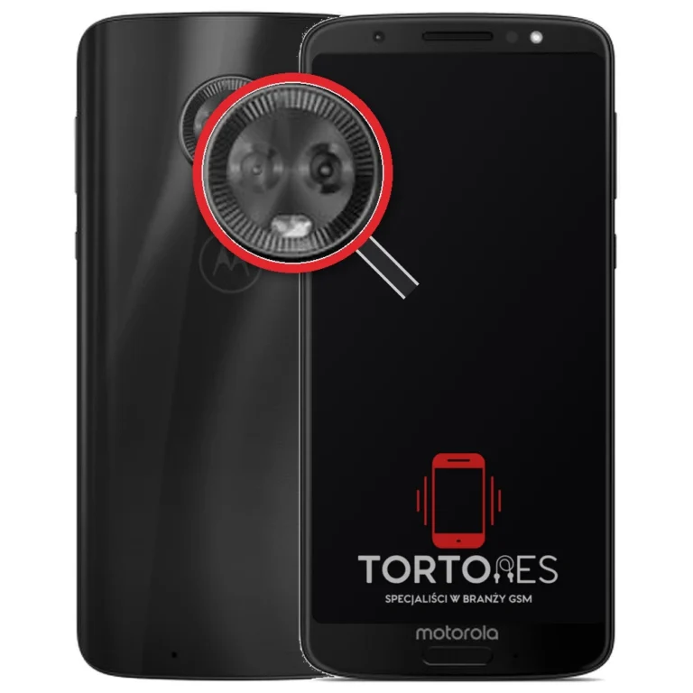 Motorola Moto G6 z lupą na tylnych aparatach - wymiana tylnej kamery