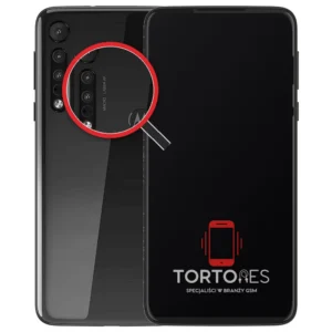 Motorola One Macro z lupą na tylnych aparatach - wymiana tylnej kamery