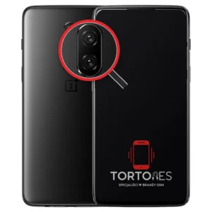 OnePlus 6 z lupą na tylnych aparatach - wymiana tylnej kamery