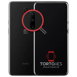 OnePlus 7 Pro z lupą na tylnych aparatach - wymiana tylnej kamery