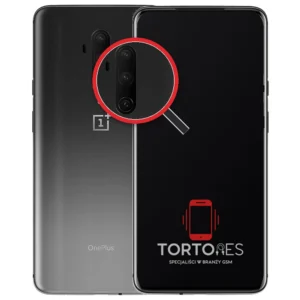 OnePlus 7T Pro z lupą na tylnych aparatach - wymiana tylnej kamery