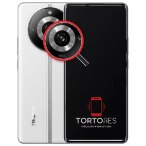 Realme 11 Pro 5G z lupą na tylnych aparatach - wymiana tylnej kamery