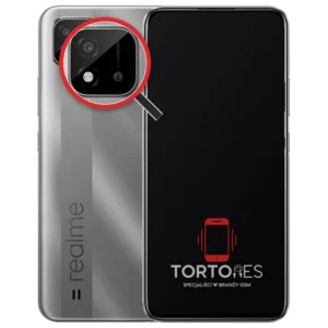 Realme C11 (2021) z lupą na tylnych aparatach - wymiana tylnej kamery