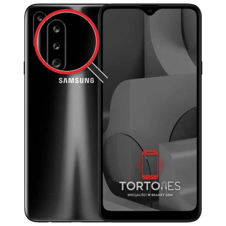 Samsung Galaxy A20s z lupą na tylnych aparatach - wymiana tylnej kamery