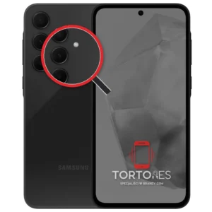 Samsung Galaxy A35 5G z lupą na tylnych aparatach - wymiana tylnej kamery