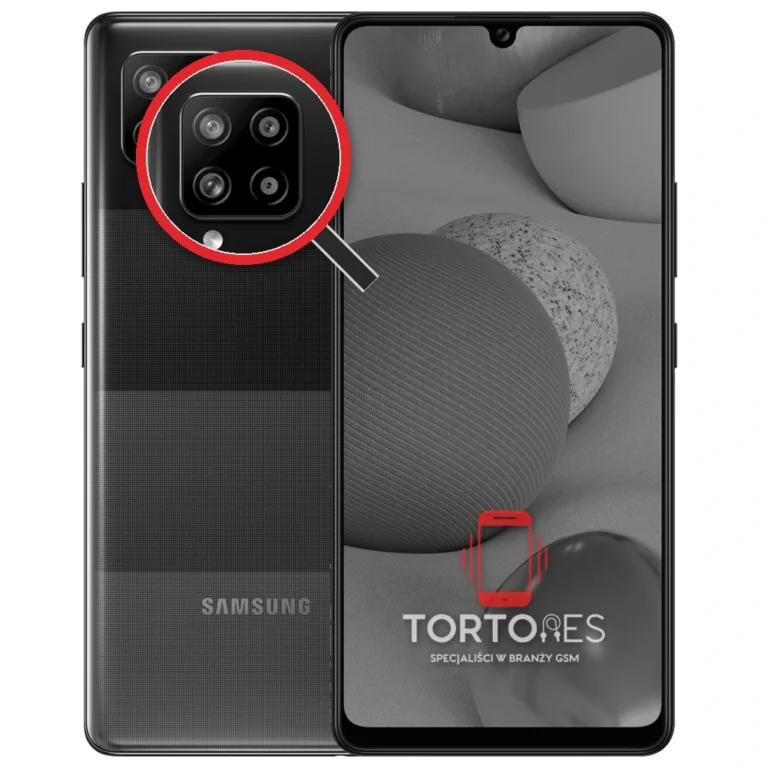 Samsung Galaxy A42 5G z lupą na tylnych aparatach - wymiana tylnej kamery