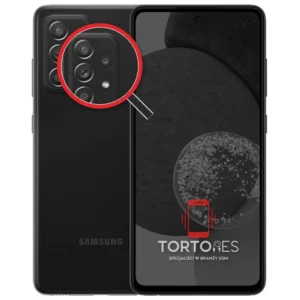 Samsung Galaxy A52s 5G z lupą na tylnych aparatach - wymiana tylnej kamery