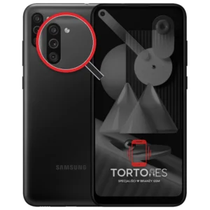 Samsung Galaxy M11 z lupą na tylnych aparatach - wymiana tylnej kamery