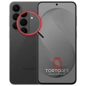 Samsung Galaxy S26 FE z lupą na tylnych aparatach - wymiana tylnej kamery