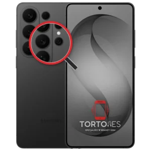 Samsung Galaxy S26 Ultra z lupą na tylnych aparatach - wymiana tylnej kamery