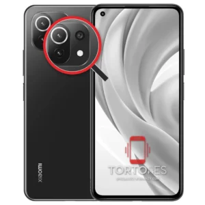 Xiaomi Mi 11 Lite z lupą na tylnych aparatach - wymiana tylnej kamery