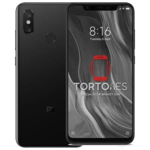 Xiaomi Mi 8 - widok przodu i tyłu telefonu