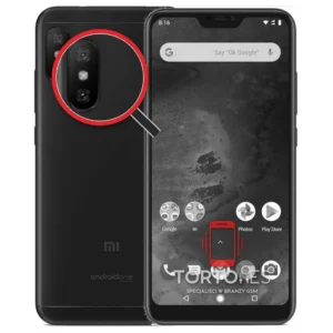 Xiaomi Mi A2 Lite z lupą na tylnych aparatach - wymiana tylnej kamery